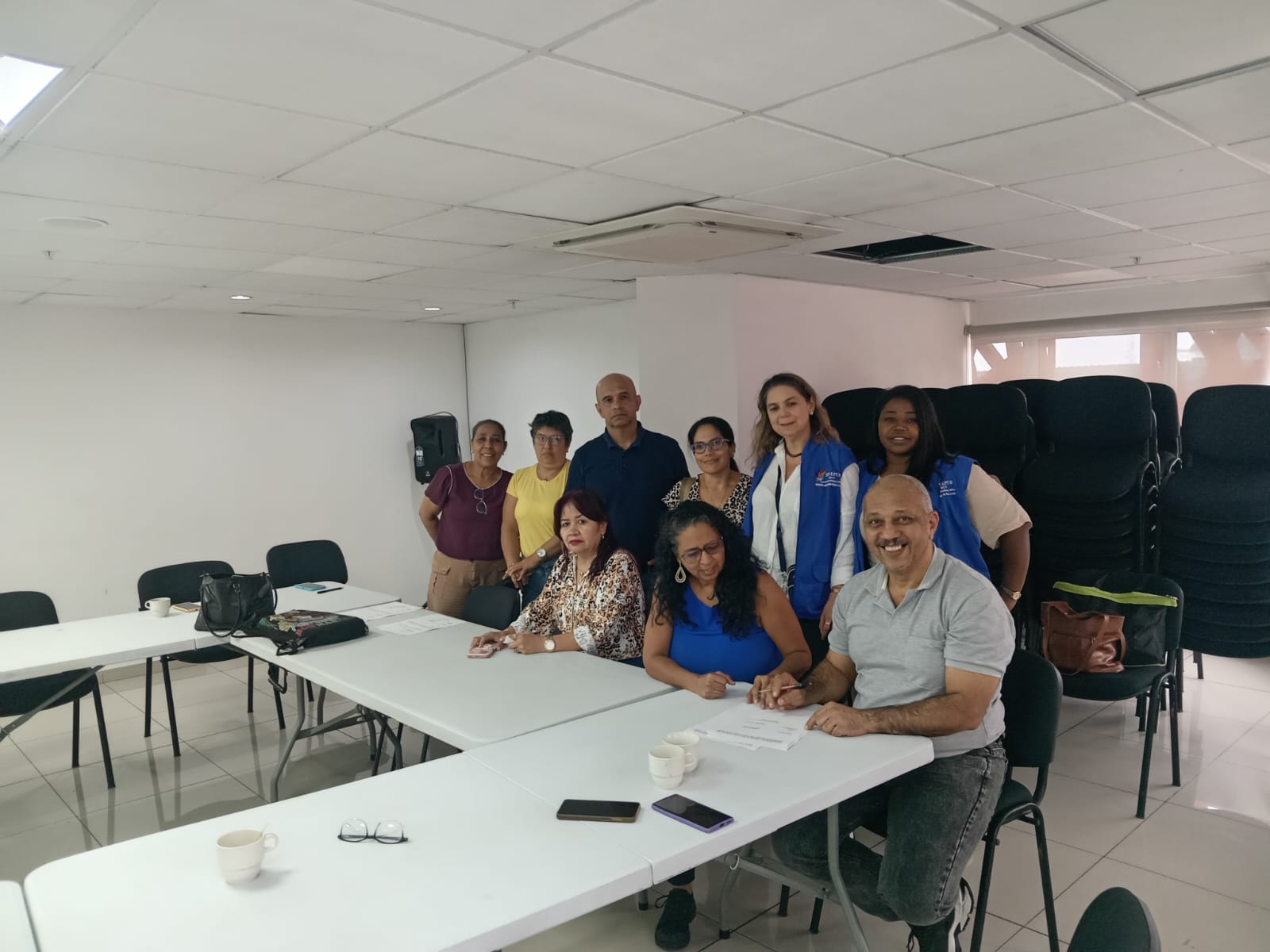 Mesa de participación 6